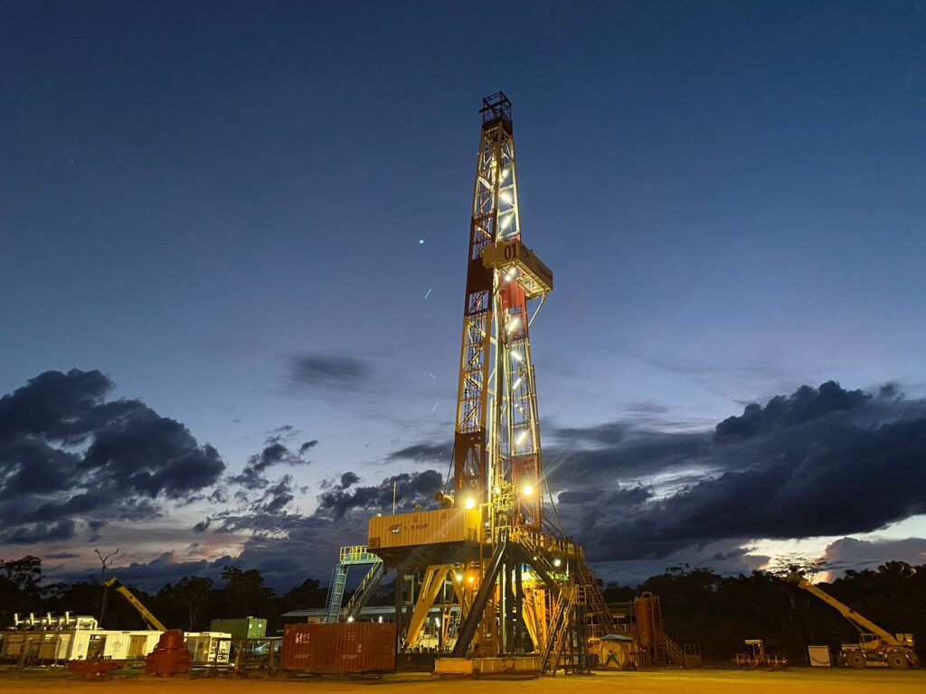 The Art of Drawing Readers In: Your attractive post title goes here